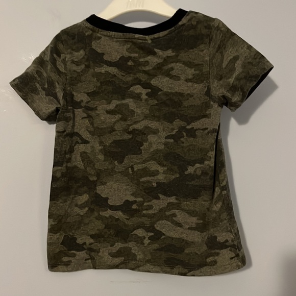 T-shirt - Picture 3 of 7